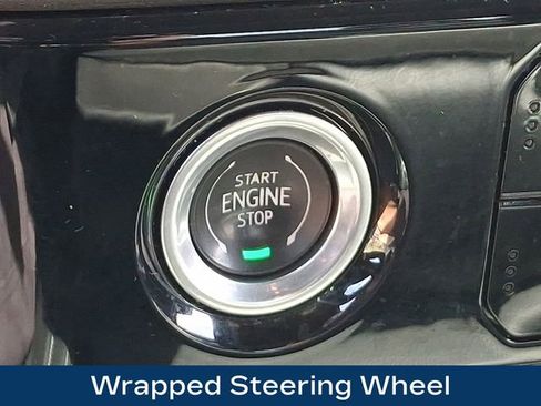 Used 2023 Chevrolet Silverado 1500 LT AWD/4WD image 18