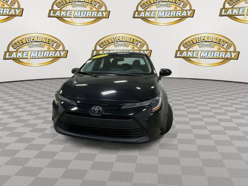 Used 2024 Toyota Corolla LE FWD image 6