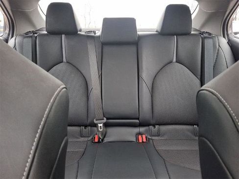 Used 2021 Toyota Camry XSE image 13