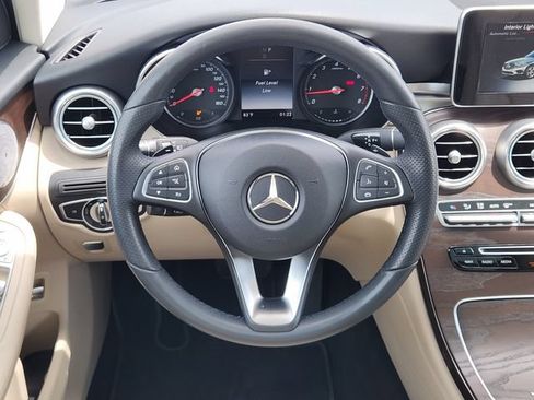 Used 2018 Mercedes-Benz GLC 300 4MATIC image 23