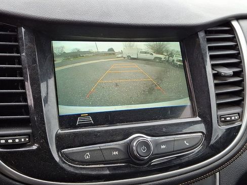 Used 2018 Chevrolet Trax LS image 19