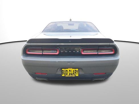 Used 2018 Dodge Challenger SXT Plus image 5