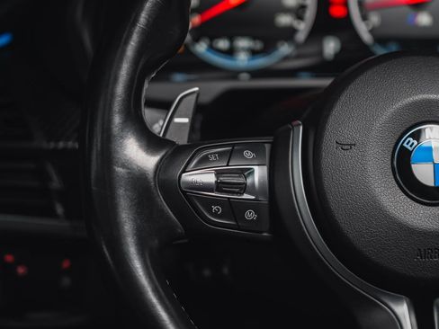 Used 2017 BMW X5 M image 46