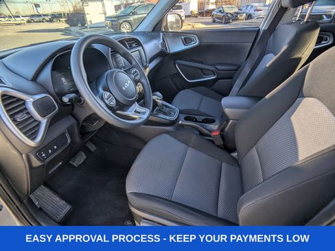 Used 2024 Kia Soul LX w/ Option Group 015 image 19