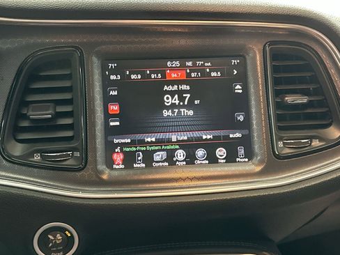 Used 2016 Dodge Challenger R/T Scat Pack w/ Leather Interior Group image 23