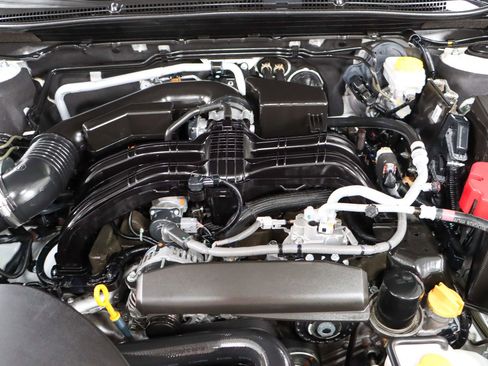 Used 2024 Subaru Outback Premium AWD/4WD image 30