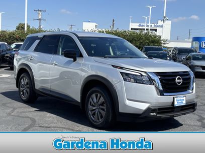 Used 2025 Nissan Pathfinder S