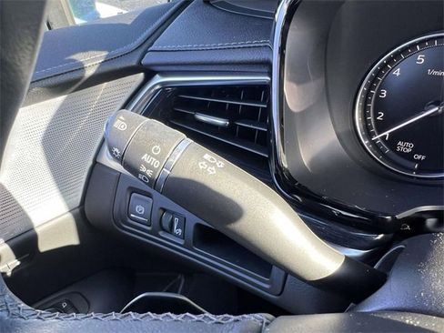 Certified 2024 Cadillac XT5 Premium Luxury w/ LPO, Floor Liner Package image 28