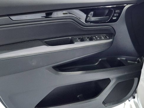 New 2026 Honda Odyssey Touring image 15