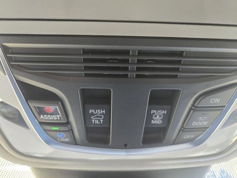 Certified 2024 Acura MDX FWD w/ Technology Package image 44