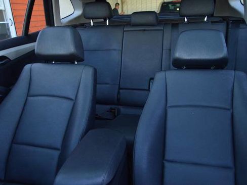 Used 2014 BMW X1 xDrive28i image 16