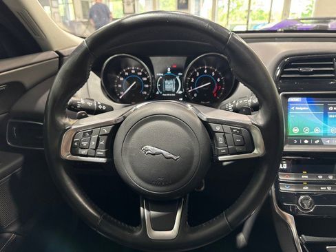 Used 2019 Jaguar XE Prestige AWD/4WD image 64