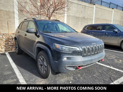 Used 2020 Jeep Cherokee Trailhawk w/ Cold Weather Group image 1