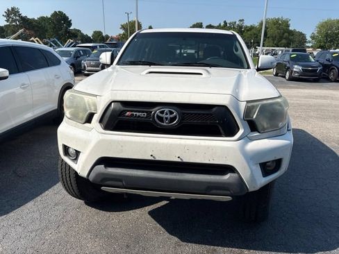 Used 2015 Toyota Tacoma 4x4 Double Cab w/ TRD Sport Package image 21