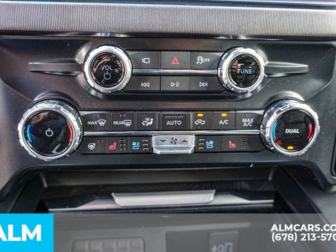 Used 2025 Ford F450 Platinum w/ FX4 Off-Road Package image 41