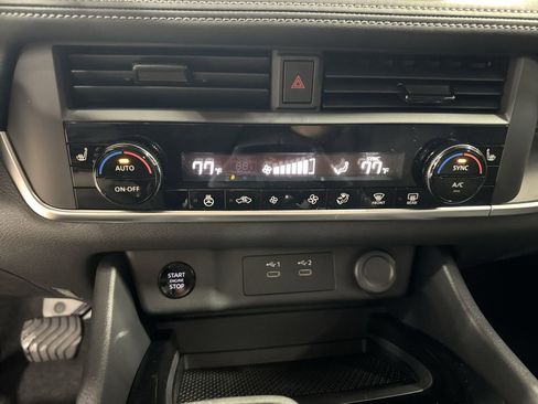 New 2026 Nissan Rogue SV w/ Cold Weather Package AWD/4WD image 16