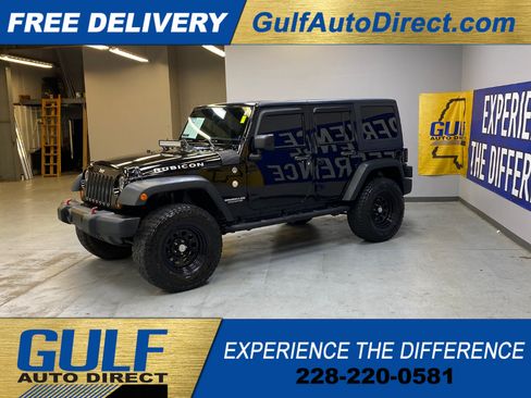 Used 2013 Jeep Wrangler Unlimited Rubicon w/ Connectivity Group AWD/4WD image 5