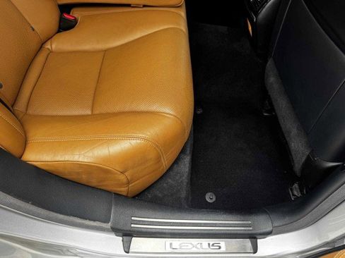 Used 2014 Lexus LS 460 image 47