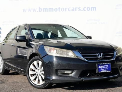 Used 2015 Honda Accord Touring image 1