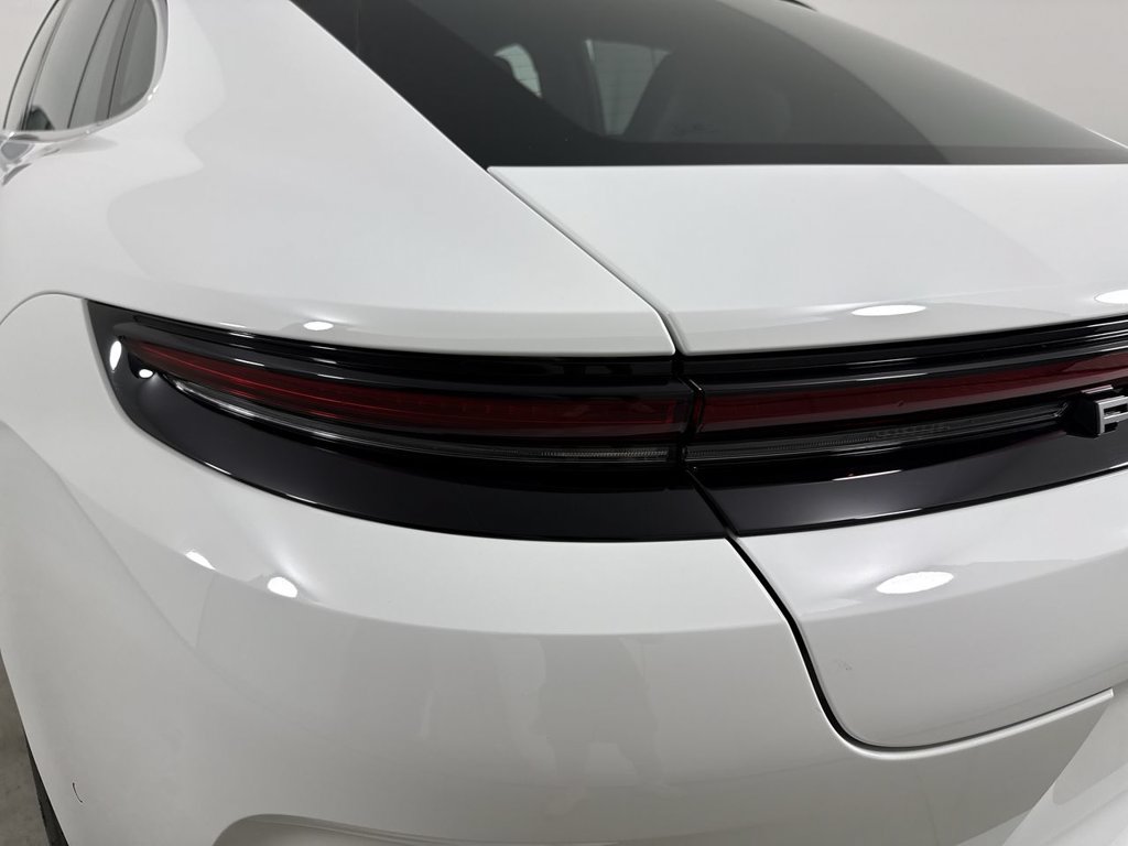 New 2026 Porsche Panamera RWD image 18