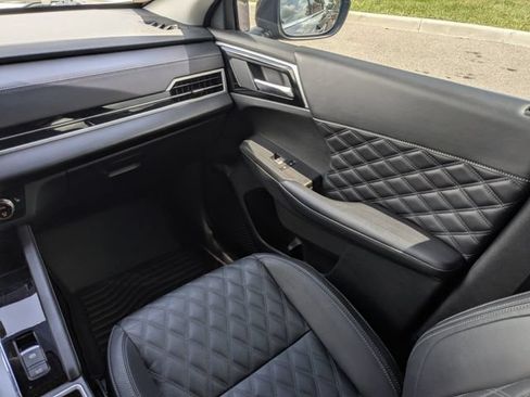 Used 2024 Mitsubishi Outlander SEL FWD image 21