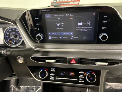 Used 2022 Hyundai Sonata Blue FWD image 14