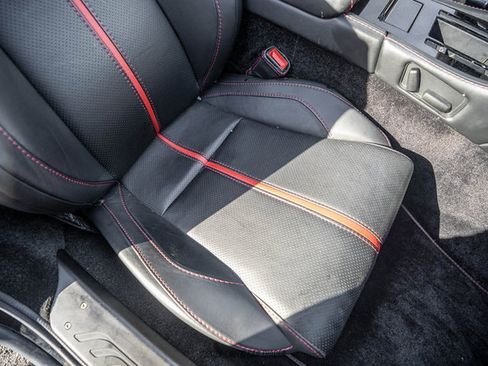 Used 2015 Aston Martin V8 Vantage GT RWD image 51
