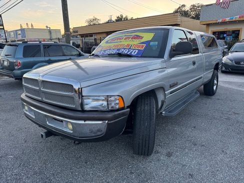 Used 2002 Dodge Ram 2500 Truck 2WD Quad Cab image 3