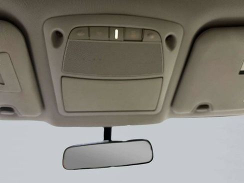 Used 2016 Nissan Rogue SV FWD image 57