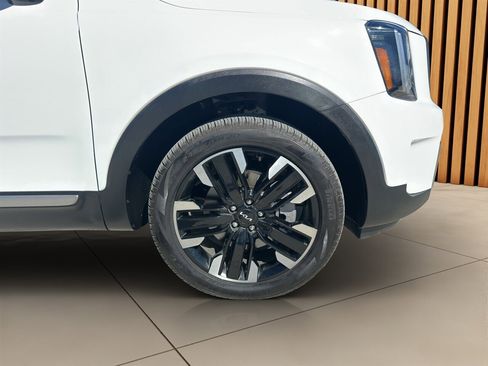 Used 2025 Kia Telluride SX w/ SX Captain's Chair Package FWD image 47