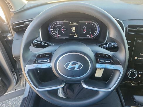 Certified 2024 Hyundai Tucson SE image 13