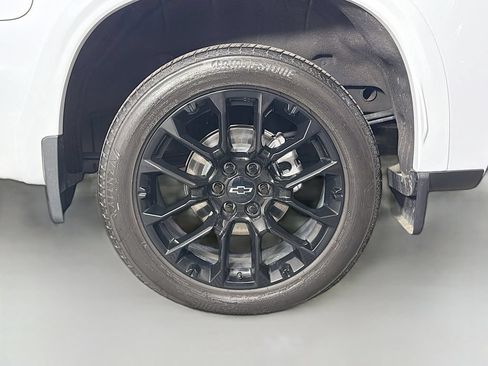 Used 2026 Chevrolet Silverado 1500 High Country AWD/4WD image 33