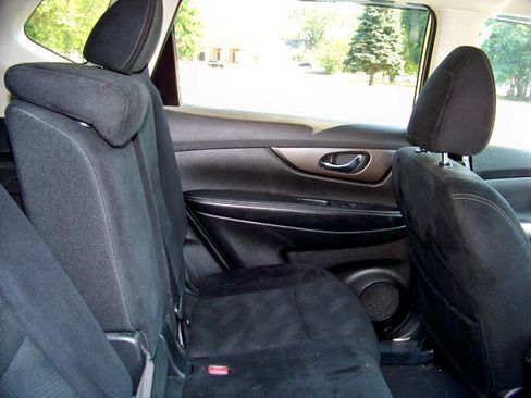 Used 2014 Nissan Rogue SV w/ SV Premium Package image 36