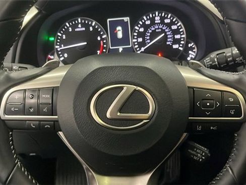 Used 2022 Lexus RX 350L Premium image 11