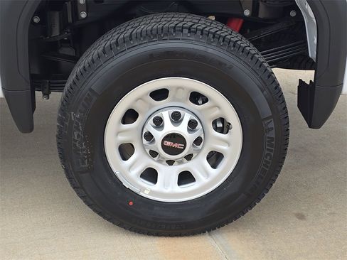 New 2026 GMC Sierra 2500 Pro w/ Max Trailering Package image 33