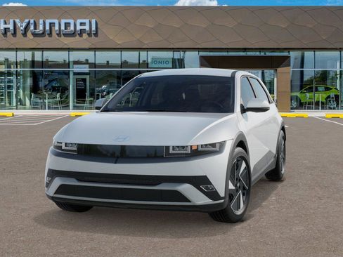 New 2026 Hyundai Ioniq 5 SE image 6