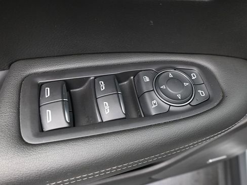 Used 2023 Cadillac XT6 Premium Luxury image 36