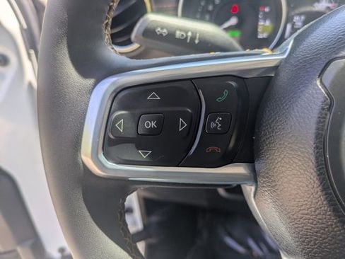 Used 2023 Jeep Wrangler Unlimited Sahara AWD/4WD image 22