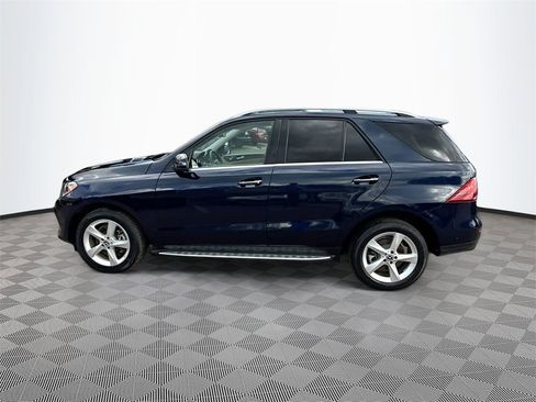 Used 2019 Mercedes-Benz GLE 400 GLE 400 w/ Premium 1 Package image 9