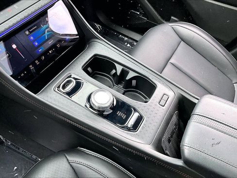 Used 2025 Jeep Wagoneer S Limited image 15