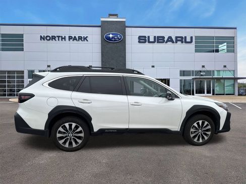 Certified 2023 Subaru Outback Limited image 2
