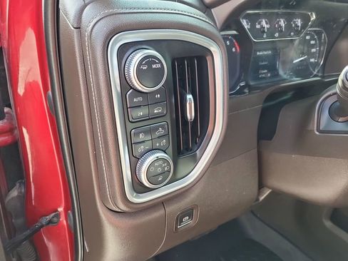Used 2021 GMC Sierra 1500 SLT image 14