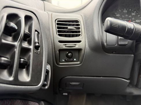 Used 1997 Subaru Legacy Wagon image 28