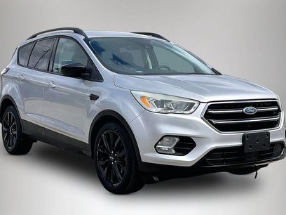Used 2018 Ford Escape SE w/ SE Sport Appearance Package