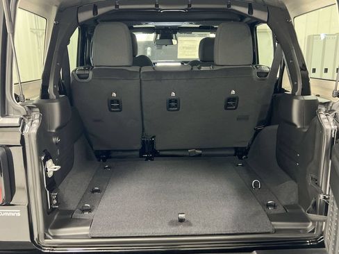 New 2026 Jeep Wrangler Unlimited Sport AWD/4WD image 23