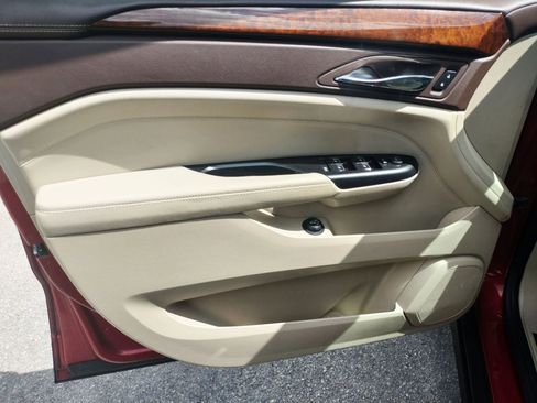 Used 2014 Cadillac SRX Premium image 11
