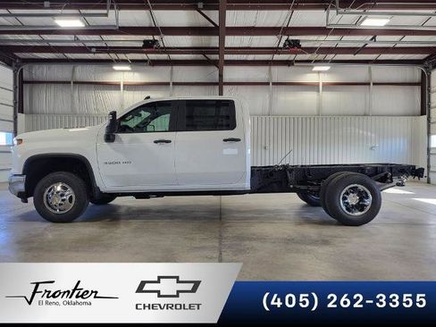 New 2026 Chevrolet Silverado 3500 W/T w/ WT Convenience Package image 1