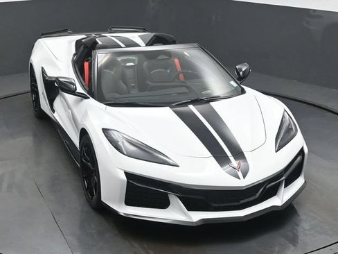 Used 2027 Chevrolet Corvette Grand Sport w/ Stealth Interior Trim Package RWD image 47