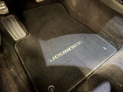 Used 2017 Dodge Journey GT w/ Driver Convenience Group image 17