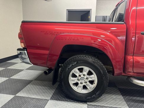 Used 2005 Toyota Tacoma PreRunner image 8